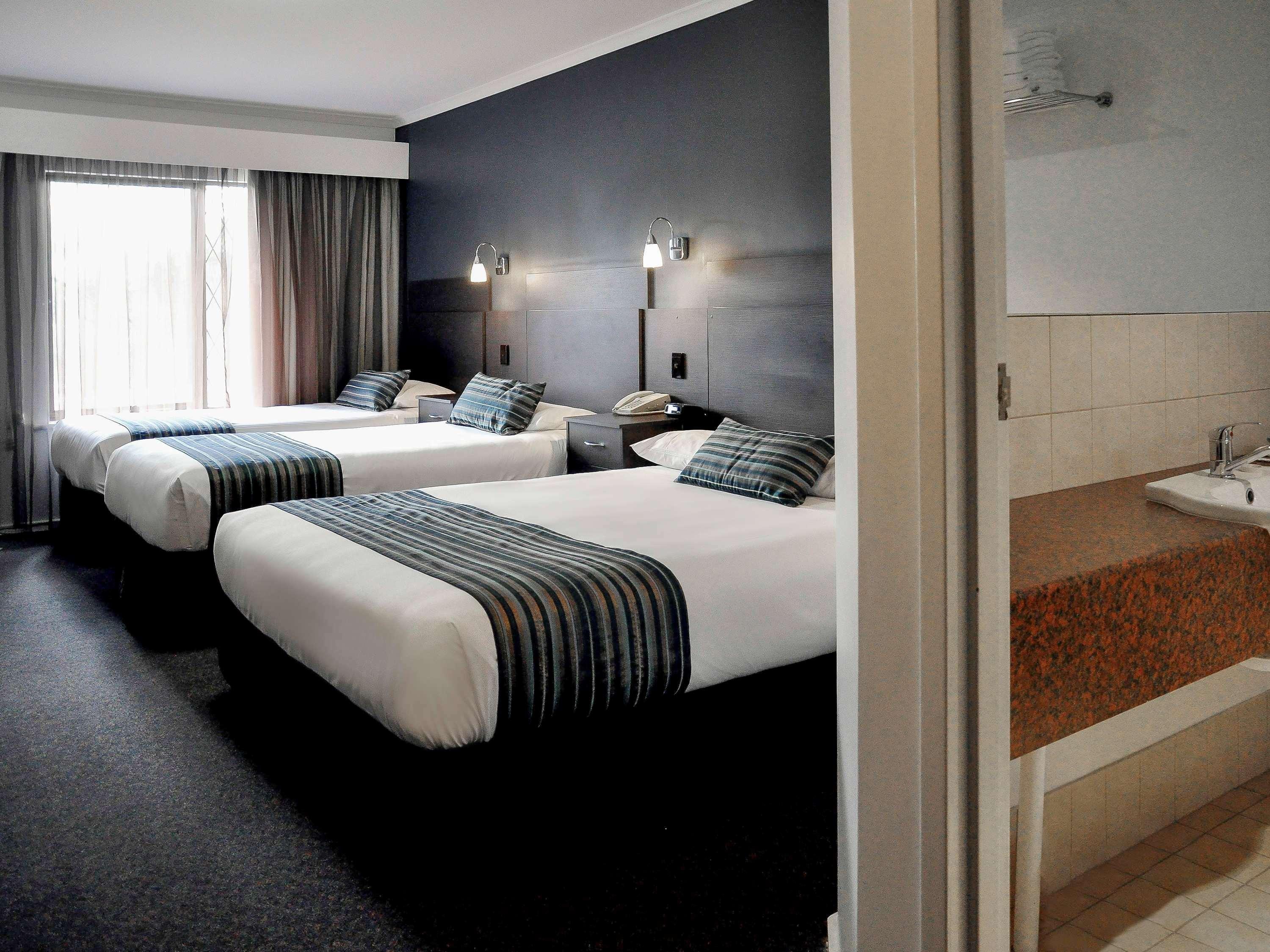 Motel Ibis Styles Adelaide Manor Extérieur photo